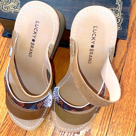 Lucky brand 8 1/2 10 leather upper platform sandal - Picture 2 of 5